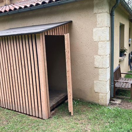 Gite Des Combes Blanches Avec Piscine Et Jacuzzi Frayssinet-le-Gelat Bagian luar foto